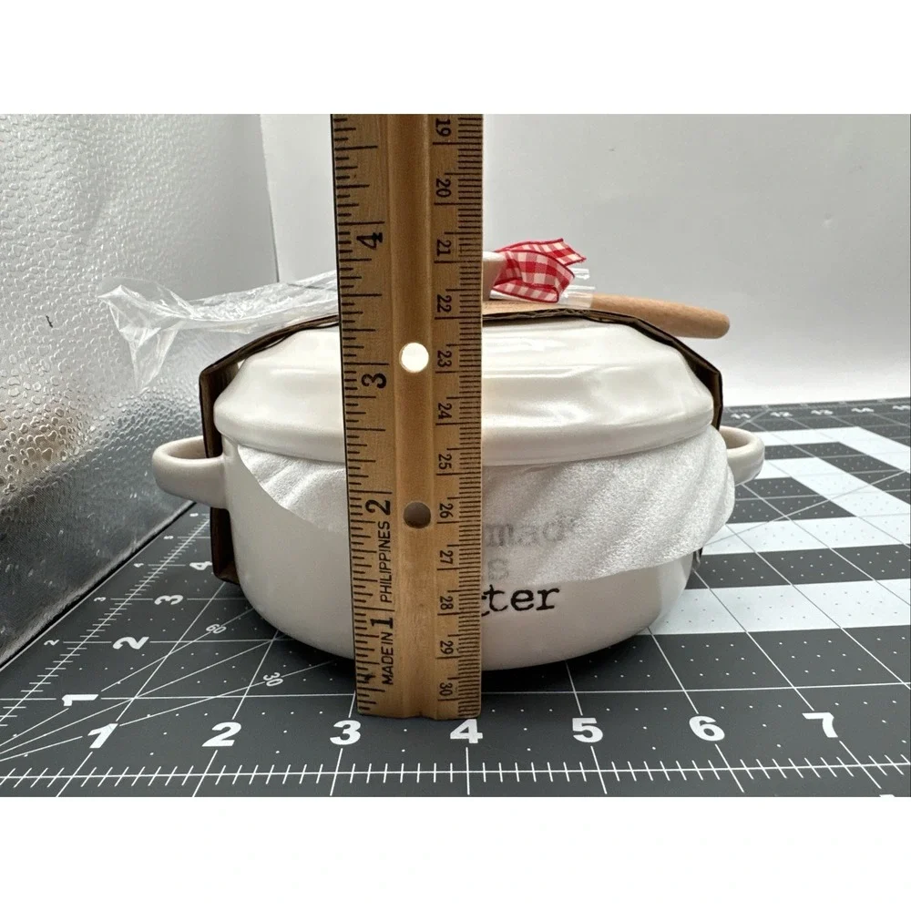 Covered Stoneware Mini Brie Bake &‎ Serve Set With Spreader 